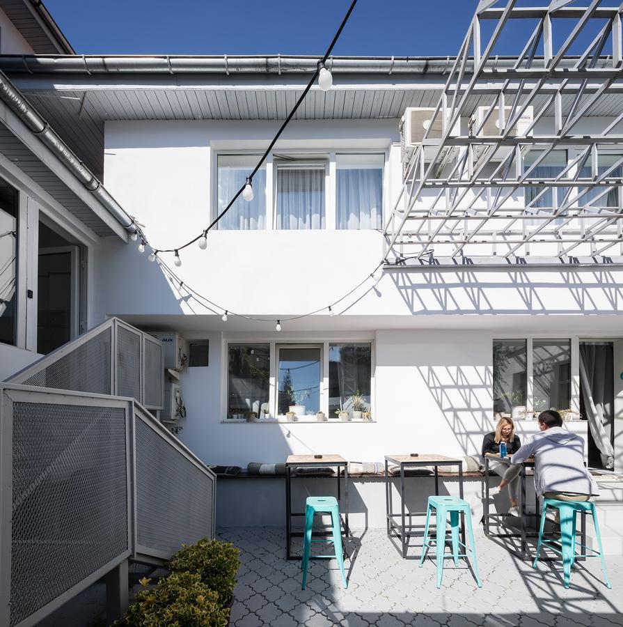 Omega House Hotel Bukares Bagian luar foto
