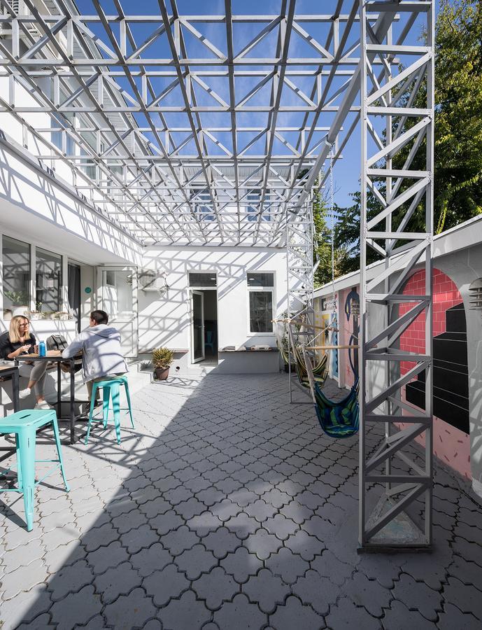 Omega House Hotel Bukares Bagian luar foto