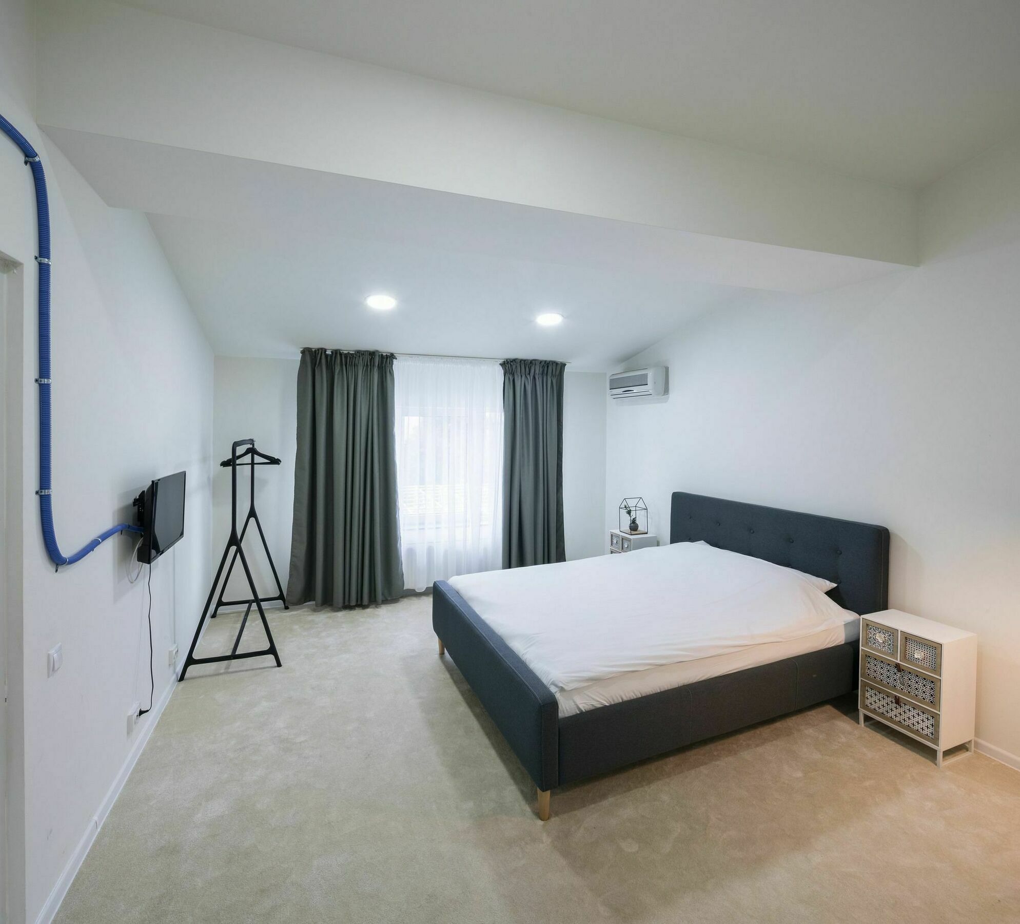 Omega House Hotel Bukares Bagian luar foto